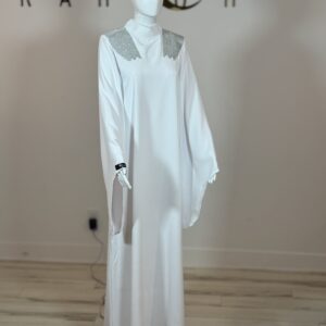 White two-piece abaya without belt view